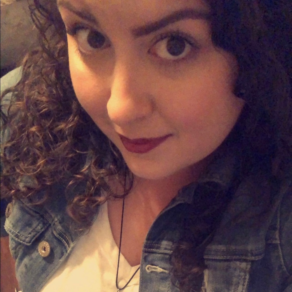 Meet your Posher, Bethany
